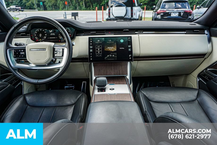 Used 2024 Land Rover Range Rover SE AWD/4WD image 24