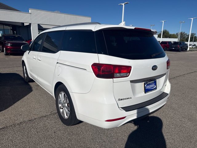 Used 2016 Kia Sedona LX FWD image 9