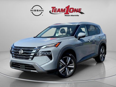 New 2025 Nissan Rogue SL w/ Tech Package image 2