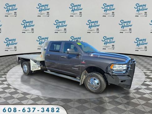 Used 2022 RAM 3500 Tradesman image 3