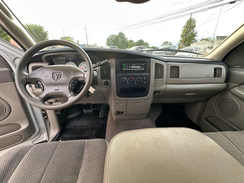 Used 2003 Dodge Ram 1500 Truck SLT RWD image 12