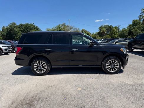Used 2020 Ford Expedition Limited image 7