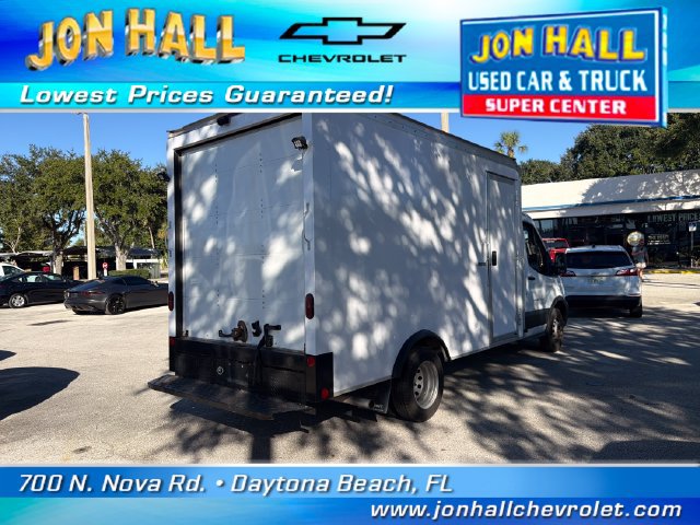 Used 2023 Ford Transit 350 DRW RWD image 9