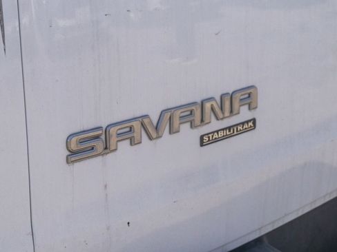 Used 2014 GMC Savana 3500 RWD image 11