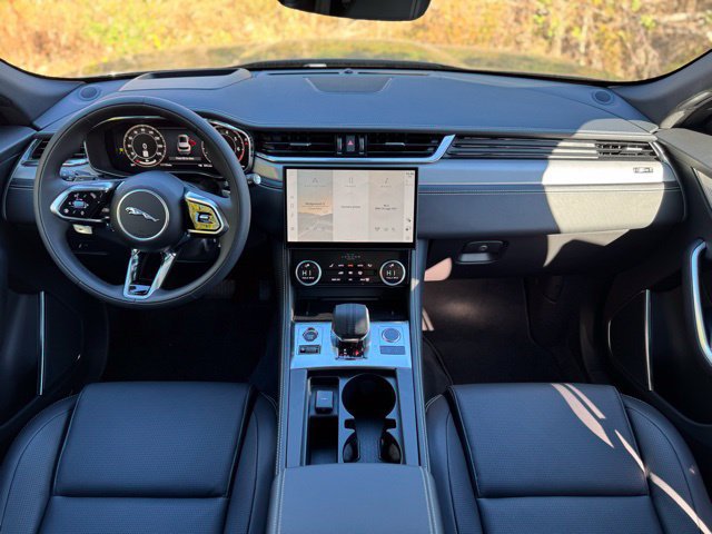 New 2026 Jaguar F-PACE R-Dynamic S AWD/4WD image 24