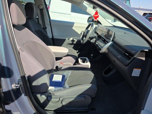 Used 2024 Hyundai Ioniq 5 SEL AWD/4WD image 6