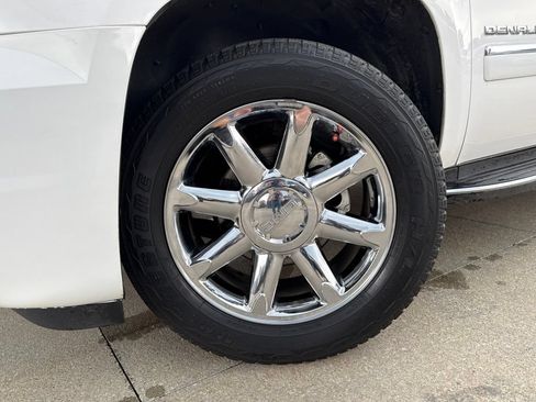 Used 2014 GMC Yukon Denali AWD/4WD image 53