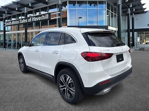 Certified 2026 Mercedes-Benz GLA 250 4MATIC image 5