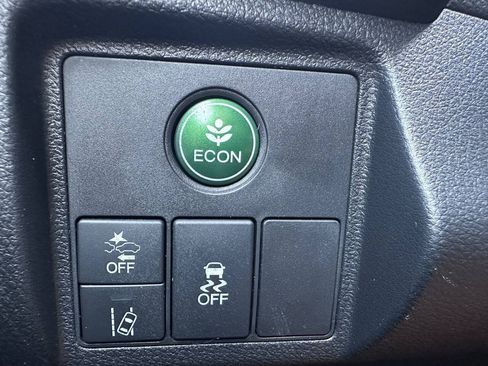 Used 2019 Honda HR-V Touring image 23
