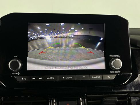 Used 2024 Nissan Pathfinder SV w/ Lighting Package (N92) image 19