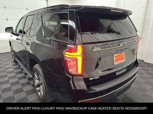 Used 2022 Chevrolet Tahoe Z71 w/ Luxury Package AWD/4WD image 7