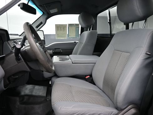 Used 2016 Ford F250 XLT w/ FX4 Off-Road Package image 24