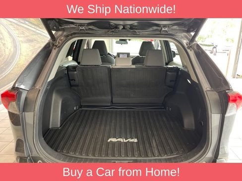 Used 2022 Toyota RAV4 XLE w/ Convenience Package AWD/4WD image 15