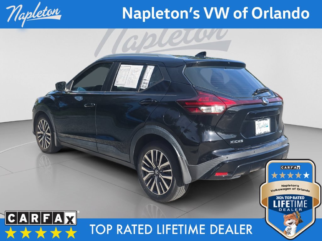 Used 2021 Nissan Kicks SV FWD image 3