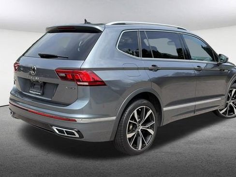Used 2022 Volkswagen Tiguan SEL R-Line AWD/4WD image 13