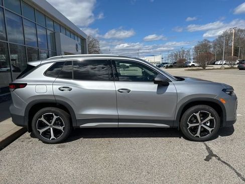 New 2026 Volkswagen Tiguan SE AWD/4WD image 8