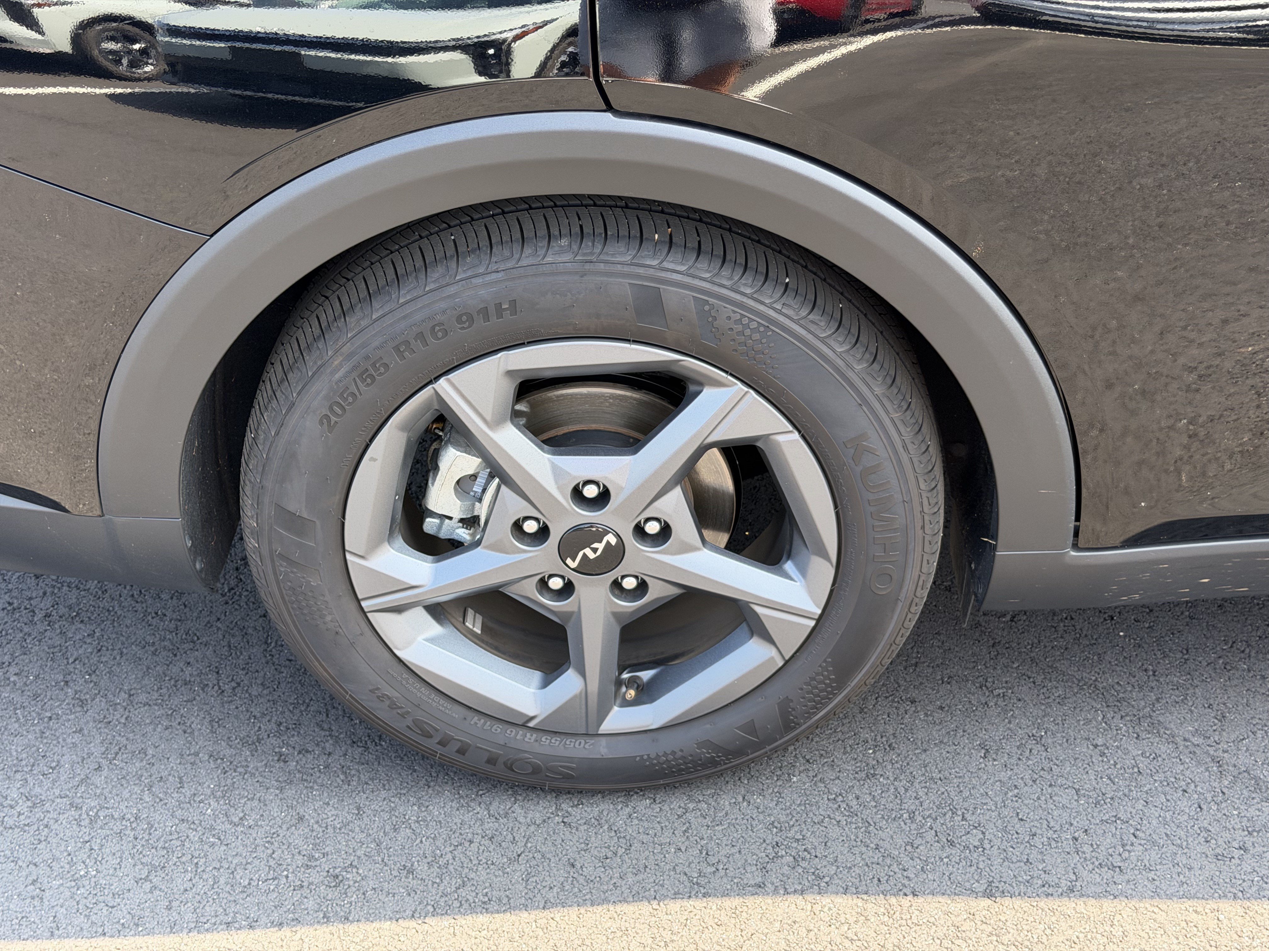 Certified 2025 Kia K4 FWD image 17
