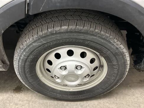 Used 2024 Ford Transit 250 148 High Roof Extended AWD image 5