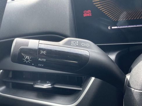 New 2025 Kia K4 LX image 33