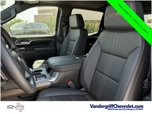 New 2026 Chevrolet Silverado 1500 High Country w/ Technology Package AWD/4WD image 20