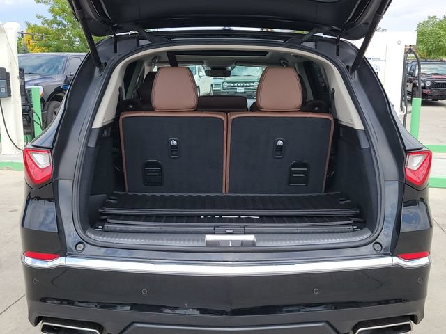 Used 2022 Acura MDX w/ Advance Package AWD/4WD image 13