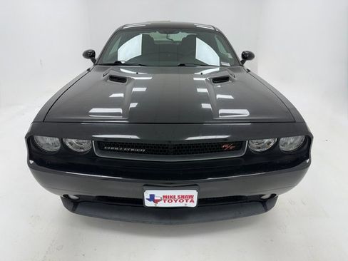 Used 2013 Dodge Challenger R/T image 3
