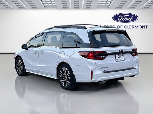 Used 2025 Honda Odyssey Elite image 5