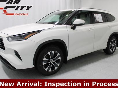Used 2021 Toyota Highlander XLE
