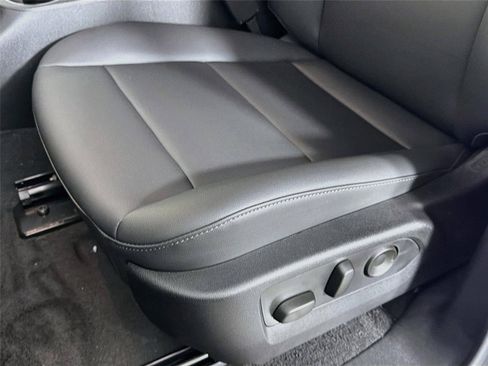 New 2026 GMC Canyon Elevation w/ Convenience Package RWD image 20
