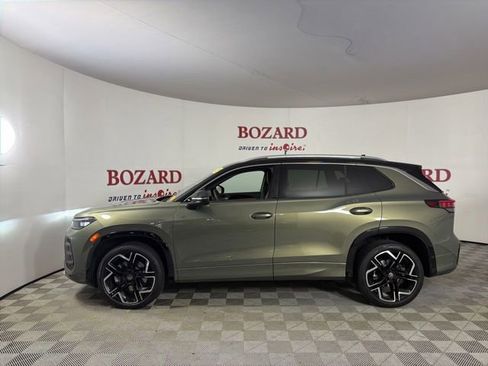 Used 2025 Volkswagen Tiguan SEL R-Line AWD/4WD image 5