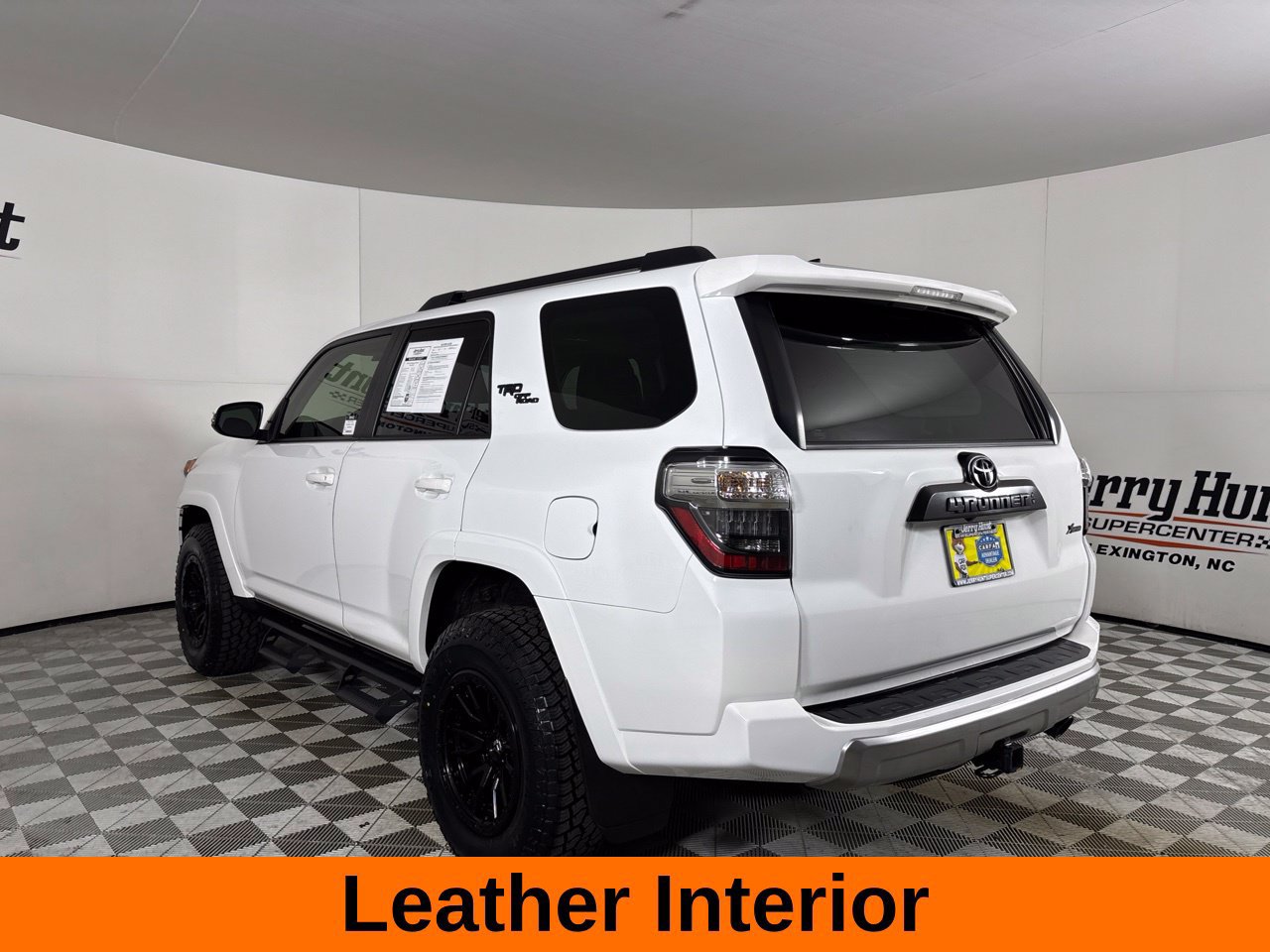 Used 2024 Toyota 4Runner TRD Off-Road Premium w/ Moonroof Package AWD/4WD image 9