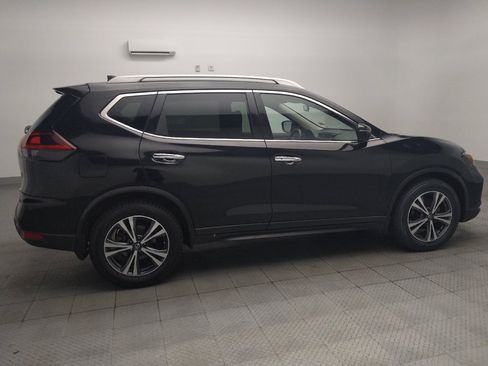 Used 2019 Nissan Rogue SV w/ Premium Package FWD image 10
