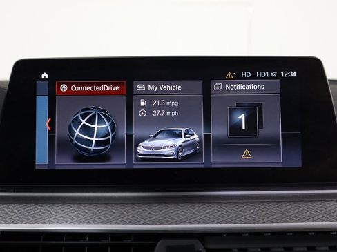 Used 2019 BMW M550i xDrive image 32