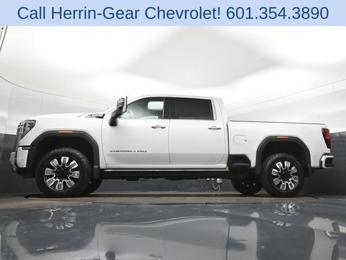 Used 2024 GMC Sierra 2500 Denali w/ Denali Reserve Package AWD/4WD image 41