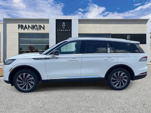 New 2026 Lincoln Aviator AWD image 6