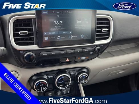 Used 2026 Hyundai Venue SEL FWD image 19