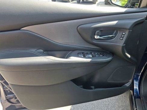 Used 2024 Nissan Murano SL FWD image 14
