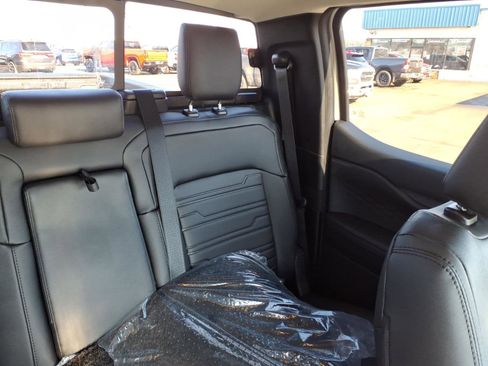 New 2026 Ford Ranger Lariat w/ Black Appearance Package image 15