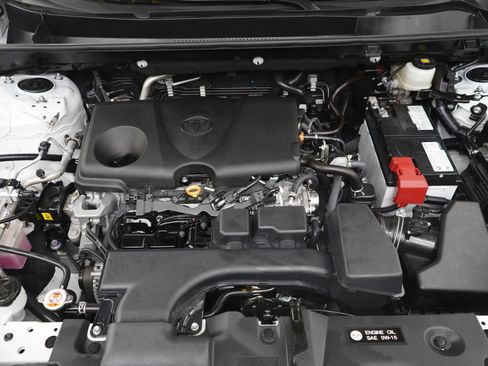 Used 2024 Toyota RAV4 XLE image 29