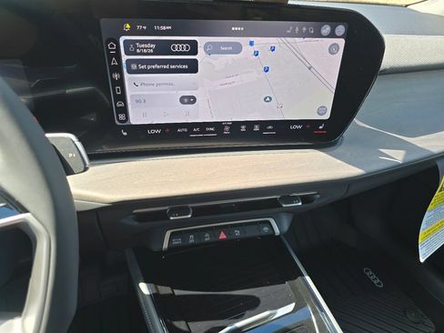 New 2026 Audi Q3 quattro 2.0T AWD/4WD image 23