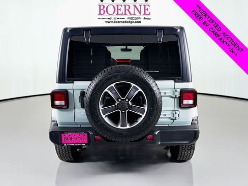 Used 2023 Jeep Wrangler Sahara image 6