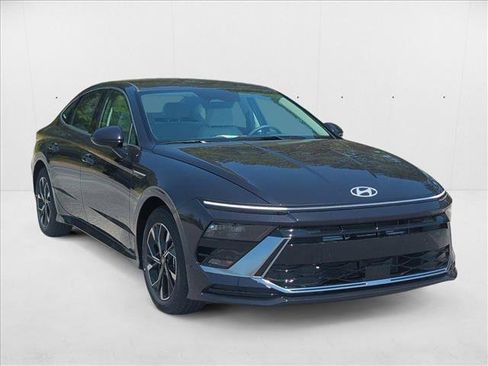 New 2025 Hyundai Sonata SEL image 6
