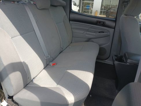 Used 2013 Toyota Tacoma 4x4 Double Cab w/ SR5 Pkg image 27