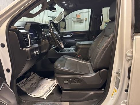 Used 2024 GMC Sierra 2500 Denali image 15