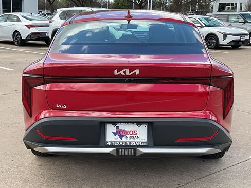 Used 2025 Kia K4 LXS image 6