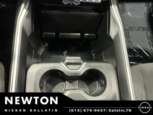 Used 2025 RAM 1500 Big Horn AWD/4WD image 44