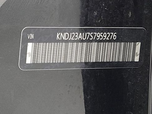 Used 2025 Kia Soul LX image 33