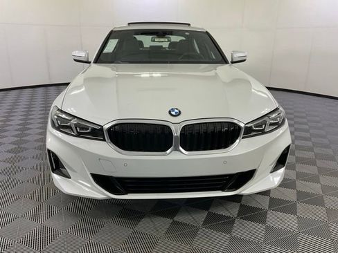 New 2025 BMW 330i xDrive Sedan w/ Convenience Package AWD/4WD image 2