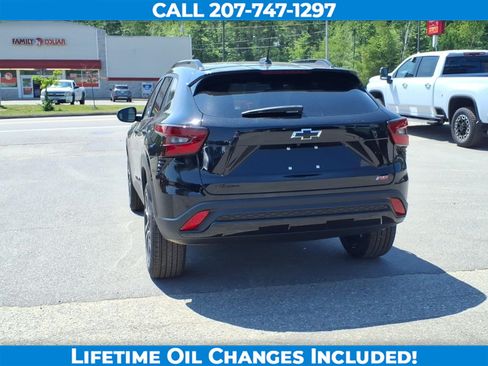 New 2026 Chevrolet Trax RS w/ Driver Confidence Package FWD image 6