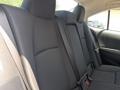 Used 2024 Toyota Corolla LE FWD image 31